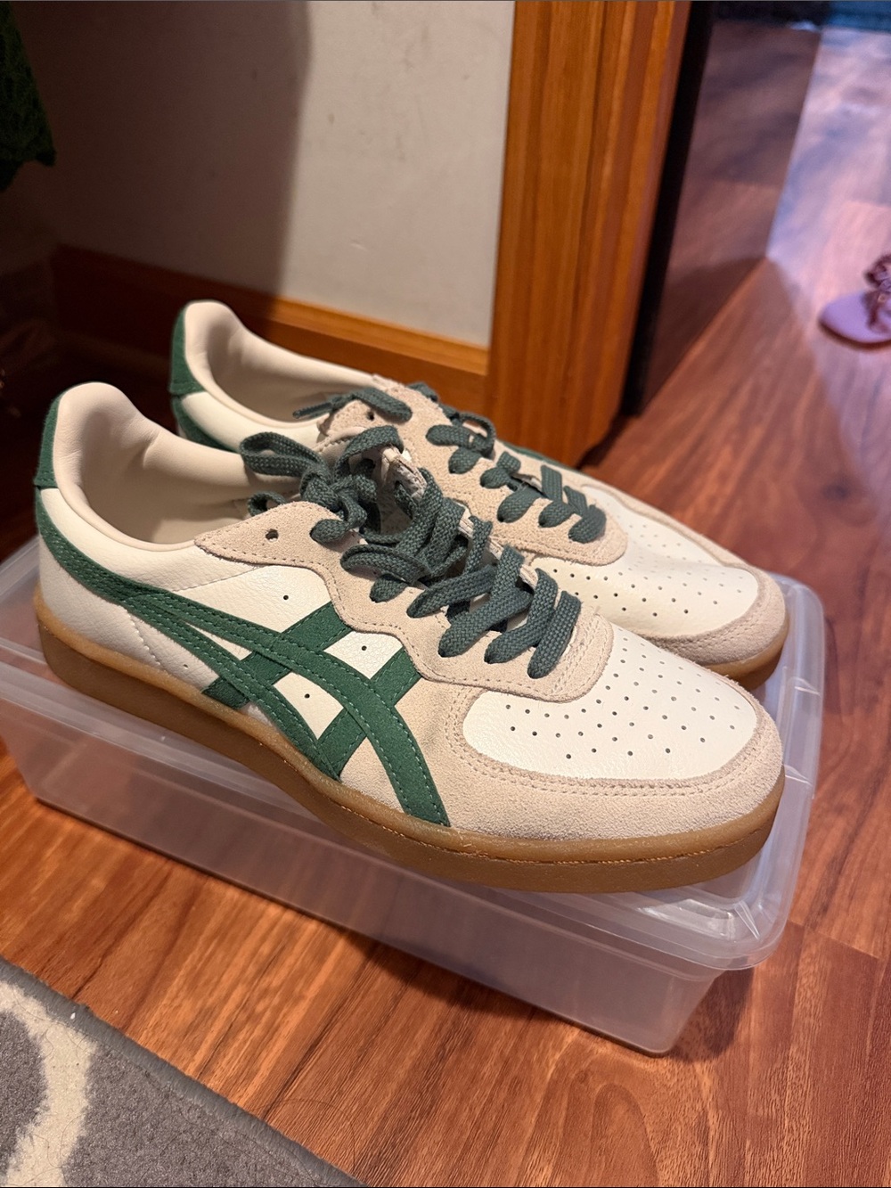 Onitsuka Tiger by Asics Low-Top Sneakers in Beige & Green